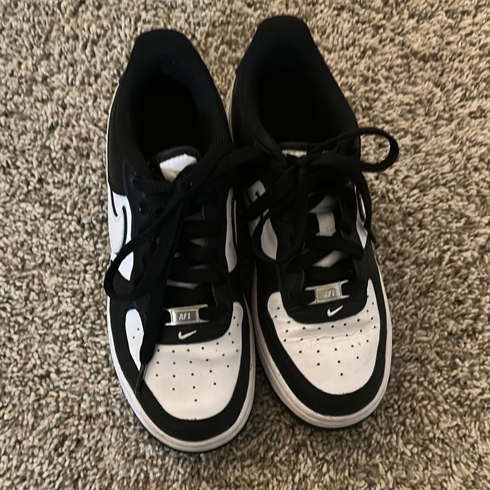 Nike Black and White Sneakers
